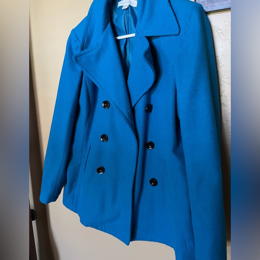 Blue woman’s pea coat. New York & company - Picture 2 of 4